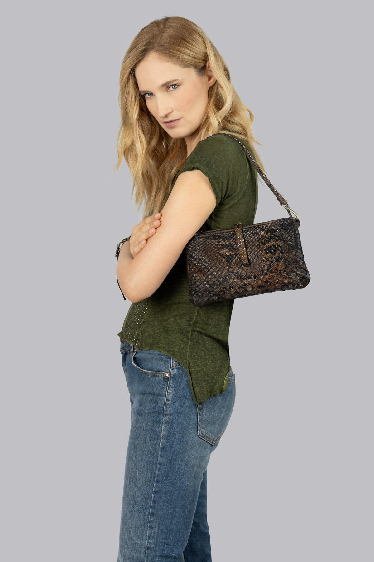 Kaylu Regin Python Ebony and black